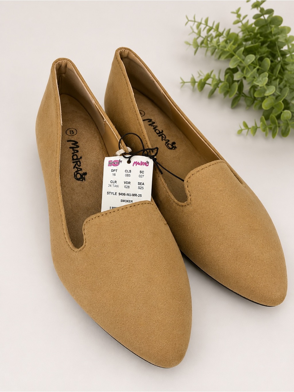 NWT MadRag Tan Pointed Toe Smoking Flats Size 8